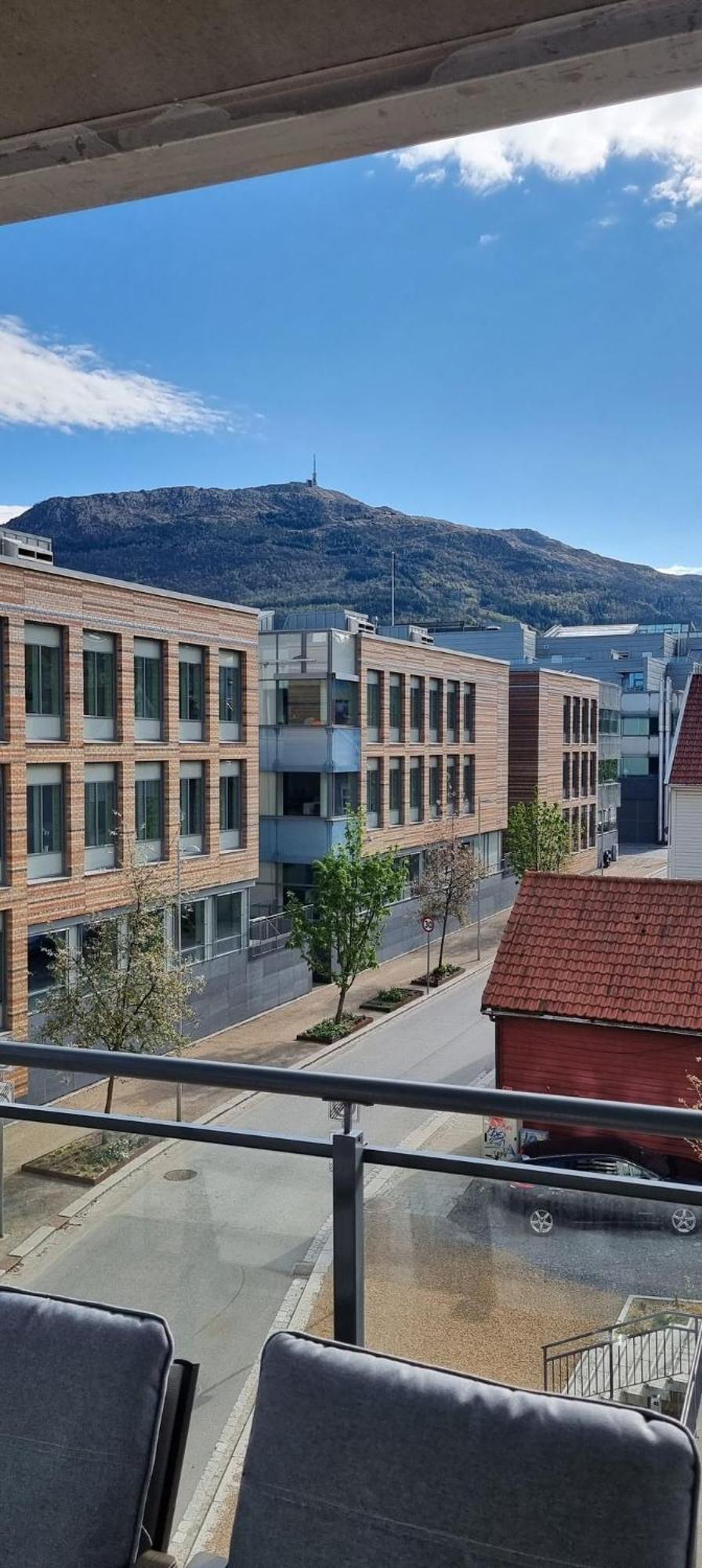 Modern Apartment - Amazing Terrace And Fjord View, Close To City Center Берген Экстерьер фото